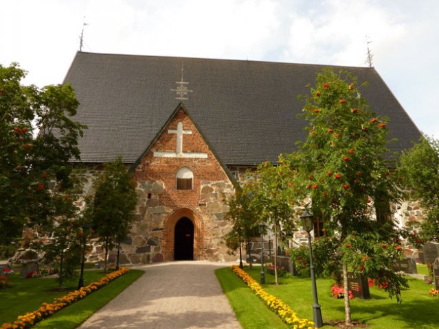 Hollola Kirche